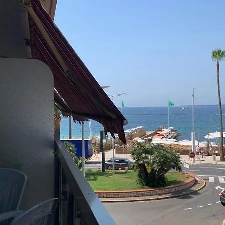 Renting Spacious 2 Bedroom With Sea View Les Pins ! Juan-les-Pins