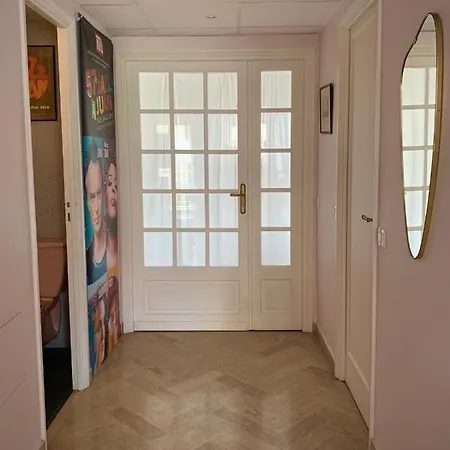 Renting Spacious 2 Bedroom With Sea View Les Pins ! Juan-les-Pins